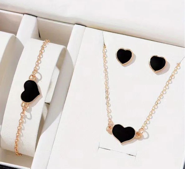 Latest Fashion Heart Combo