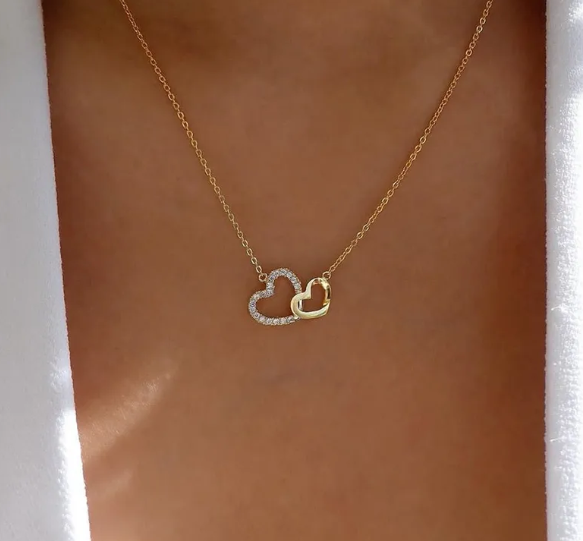 Elegant Zircon Heart Pendant