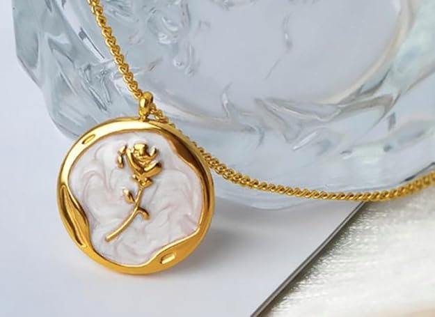 Wholesale Elegant Gold Pendant Necklace