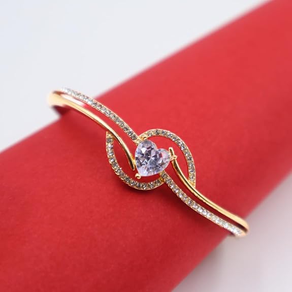 Elegant Zircon Heart Bracelet