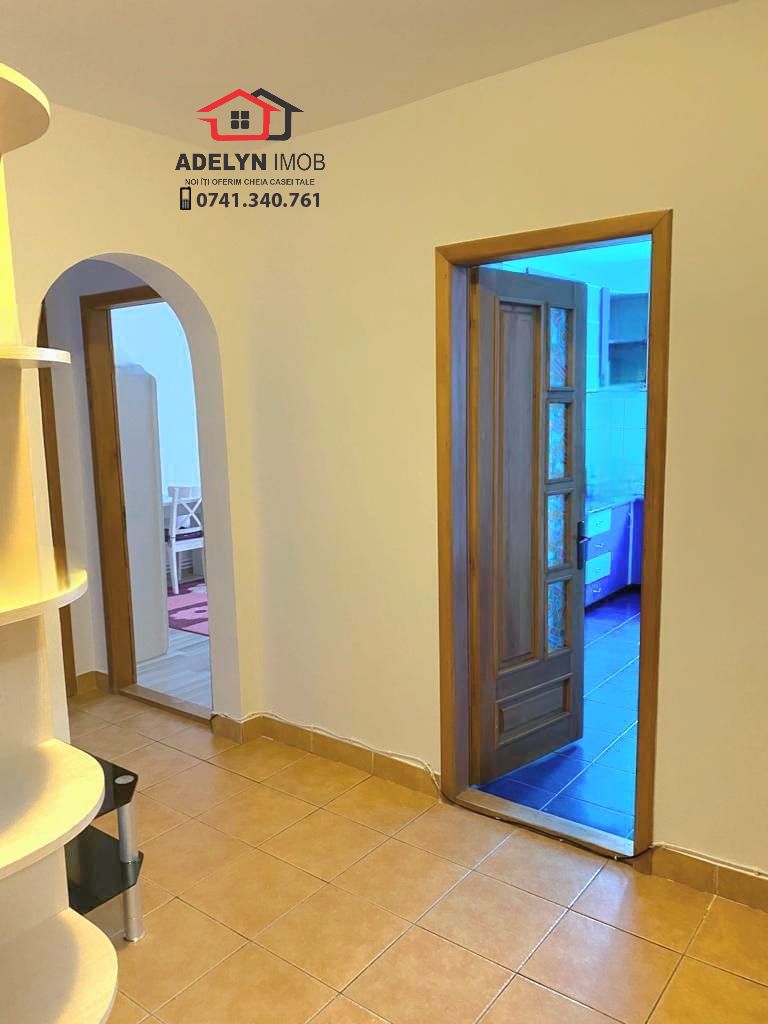 Apartament 3 camere, str. Spitalului