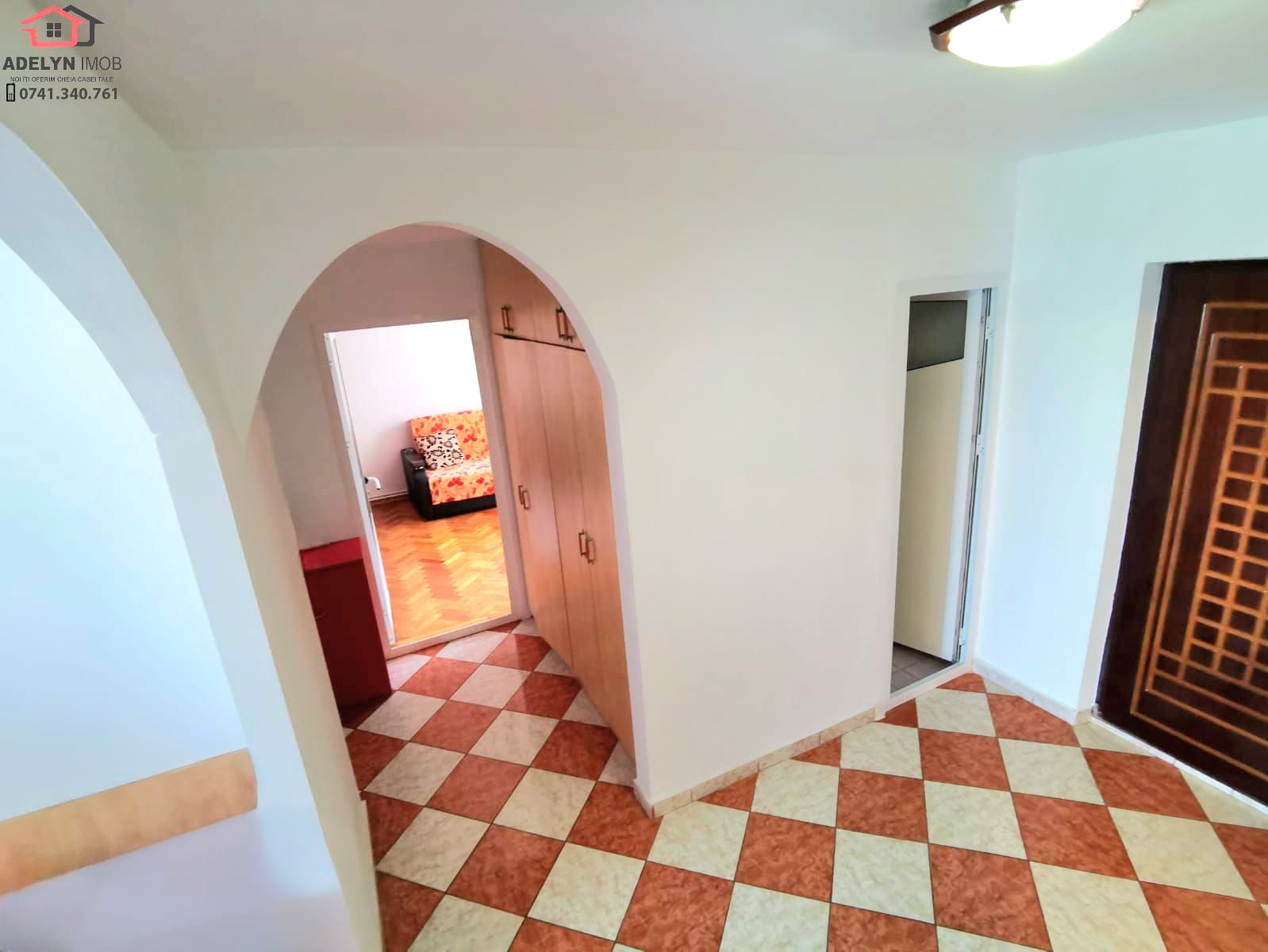 Apartament 3 camere, str. Pacii