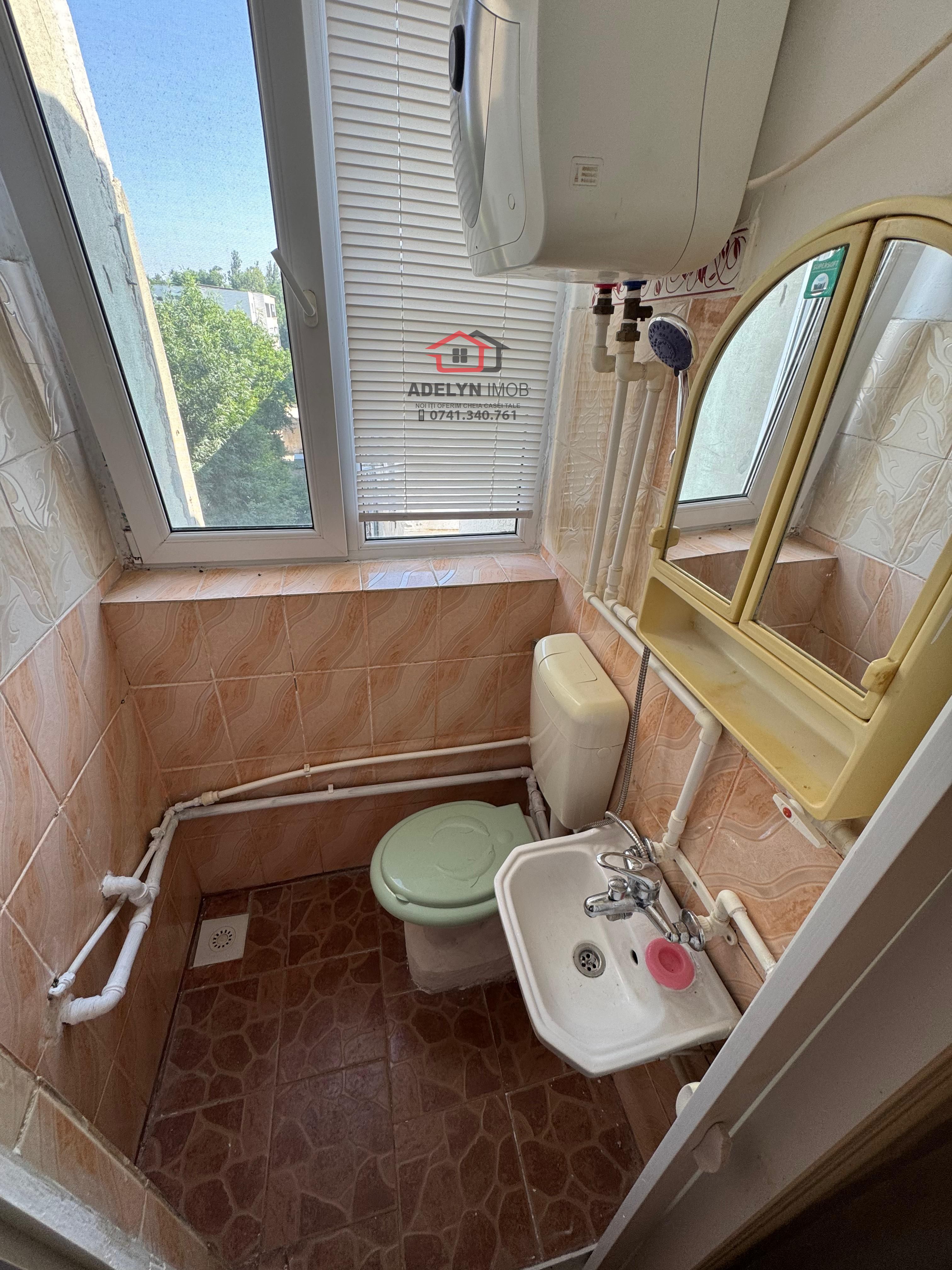 Garsoniera confort 2, Vest
