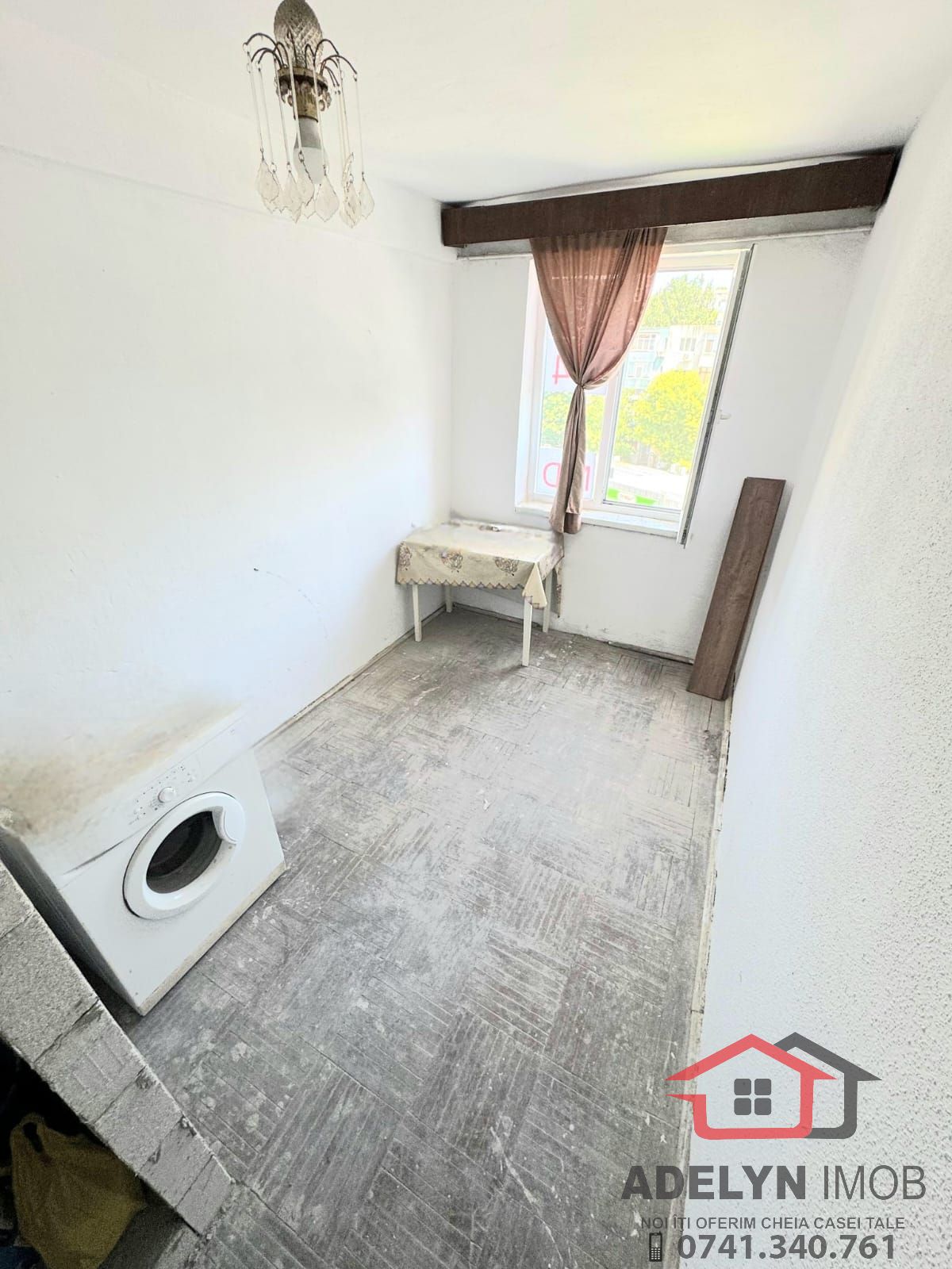 Garsoniera, zona Vest