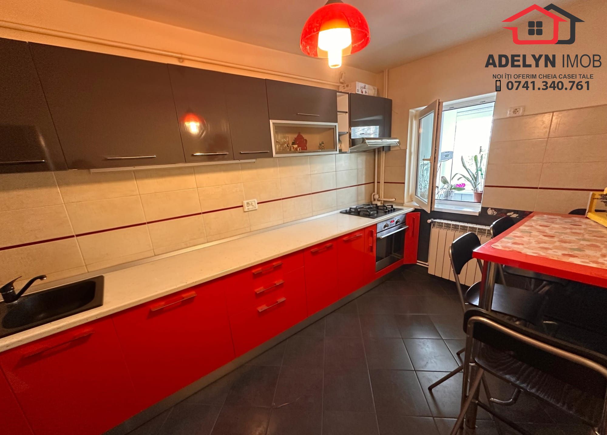 Apartament 3 camere, str. Iuliu Maniu
