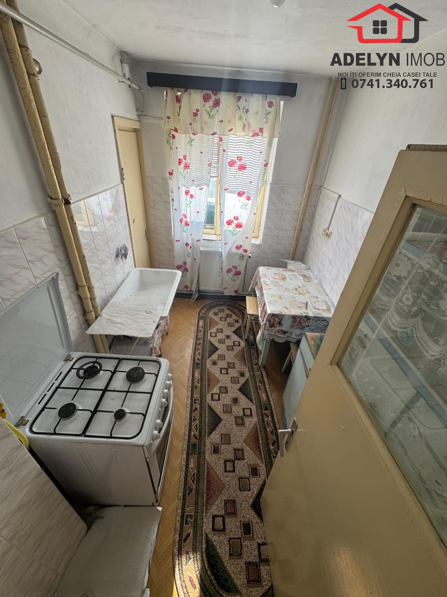 Apartament 3 camere, str. Isaccei