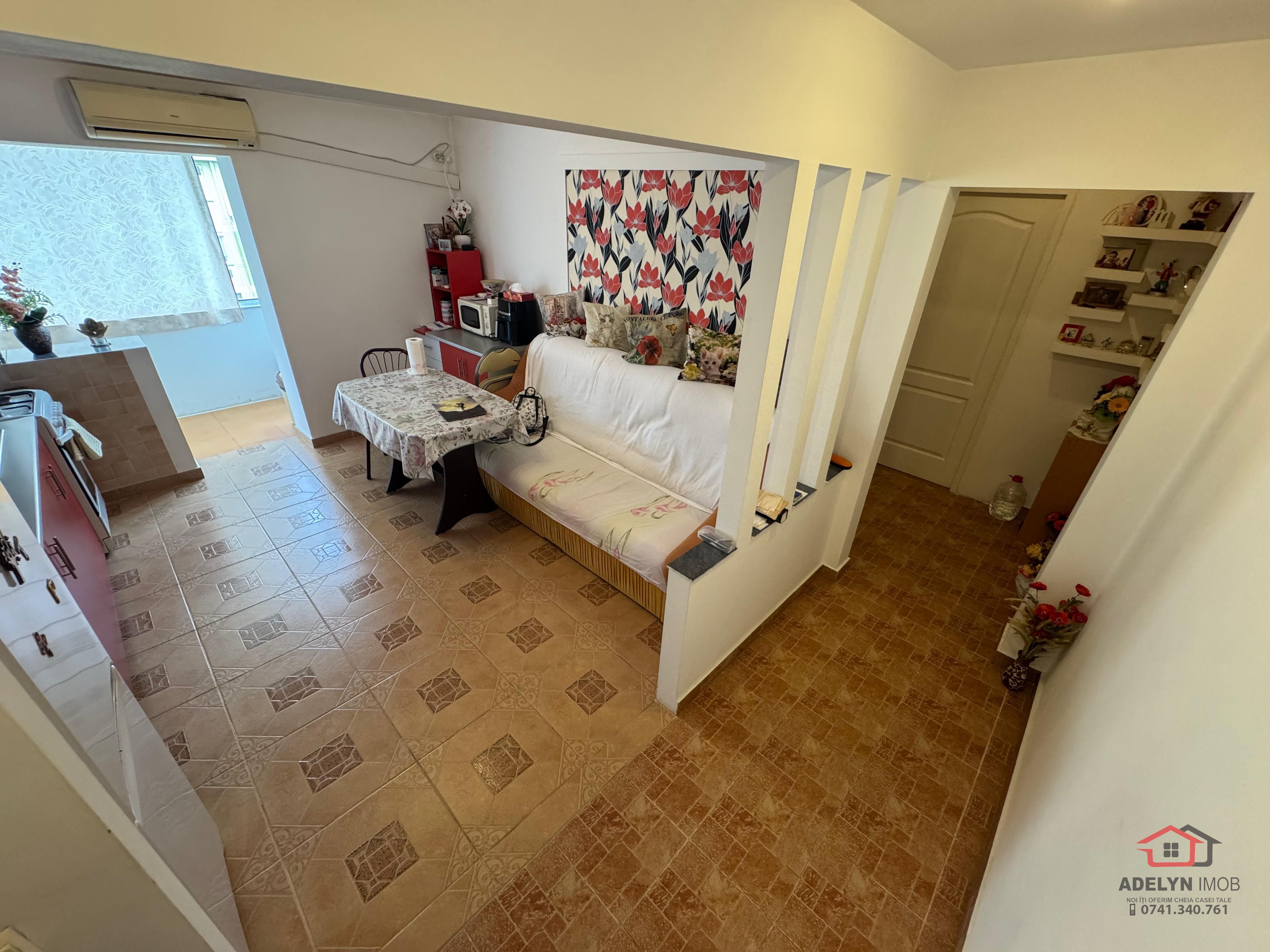 Apartament 2 camere transformat in 3 camere, str. Isaccei