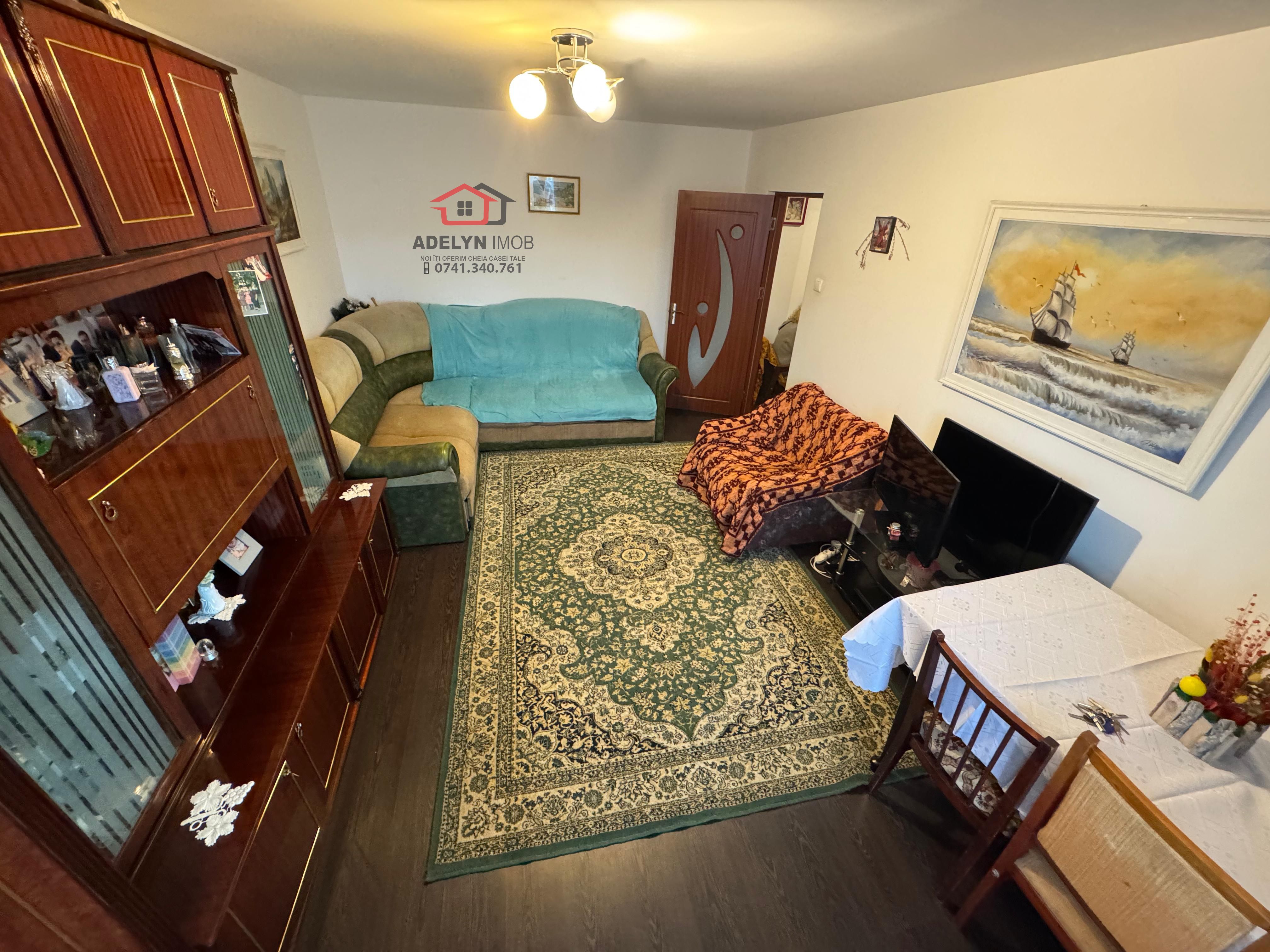 Apartament 3 camere, str. Sabinelor