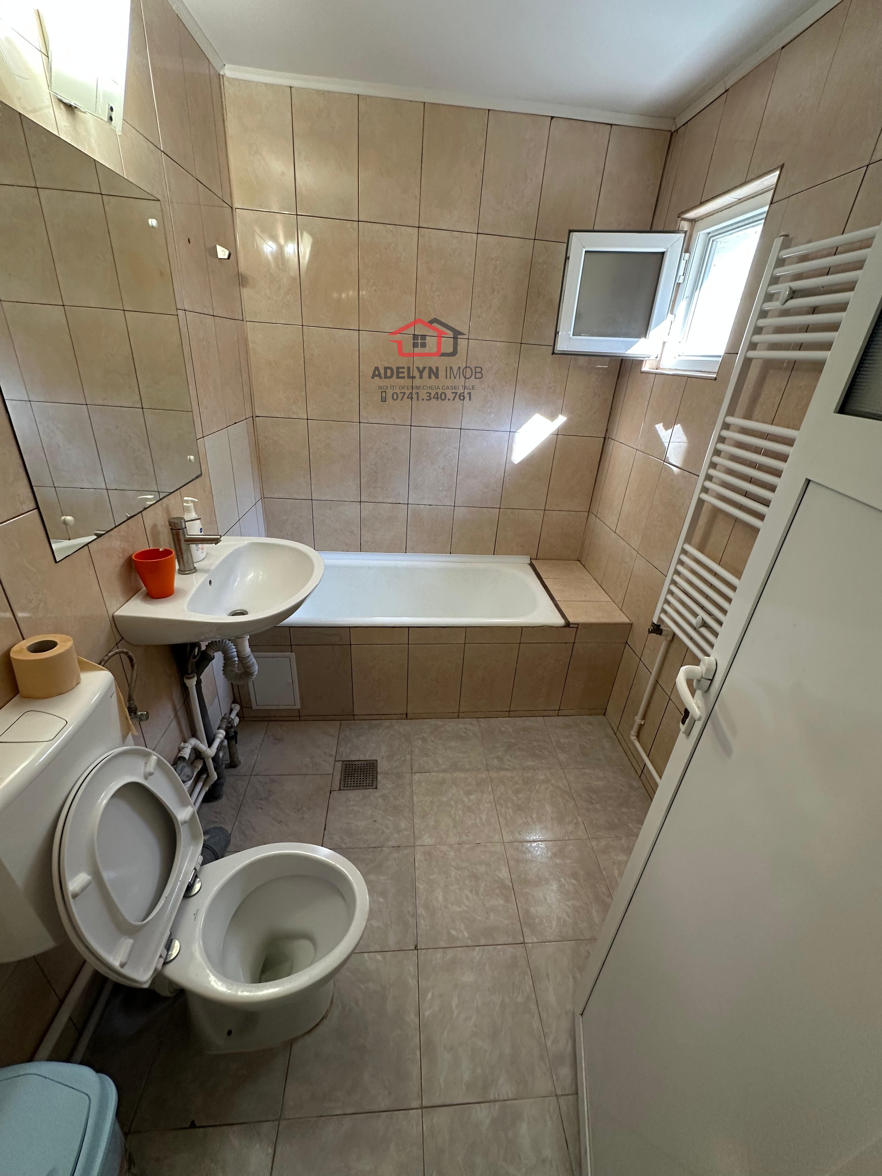 Apartament 3 camere, str. Pacii