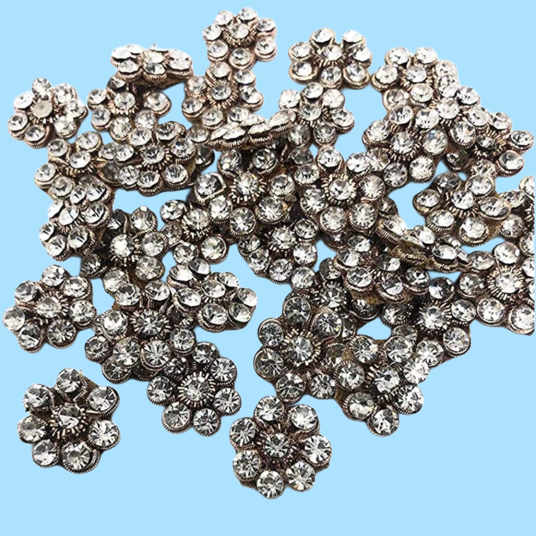 "Hand Embroidered Zardosi Applique Patch – 15x15mm | Antique Gold Dapka & Clear Jarkan Stone"