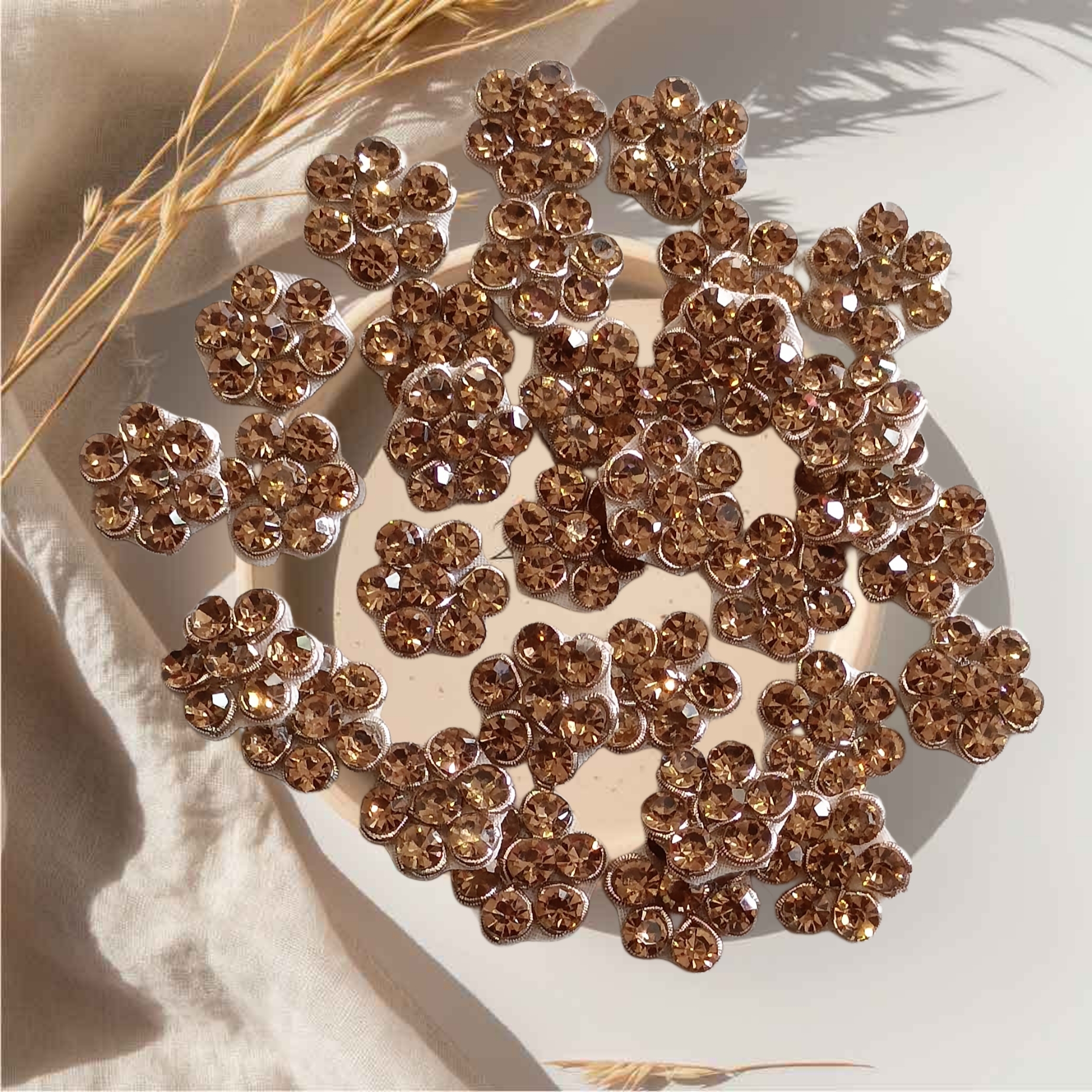 Hand Embroidered Zardozi Applique Patch – Round, 15x15mm, Golden Dapka & Deep Gold Jarkan