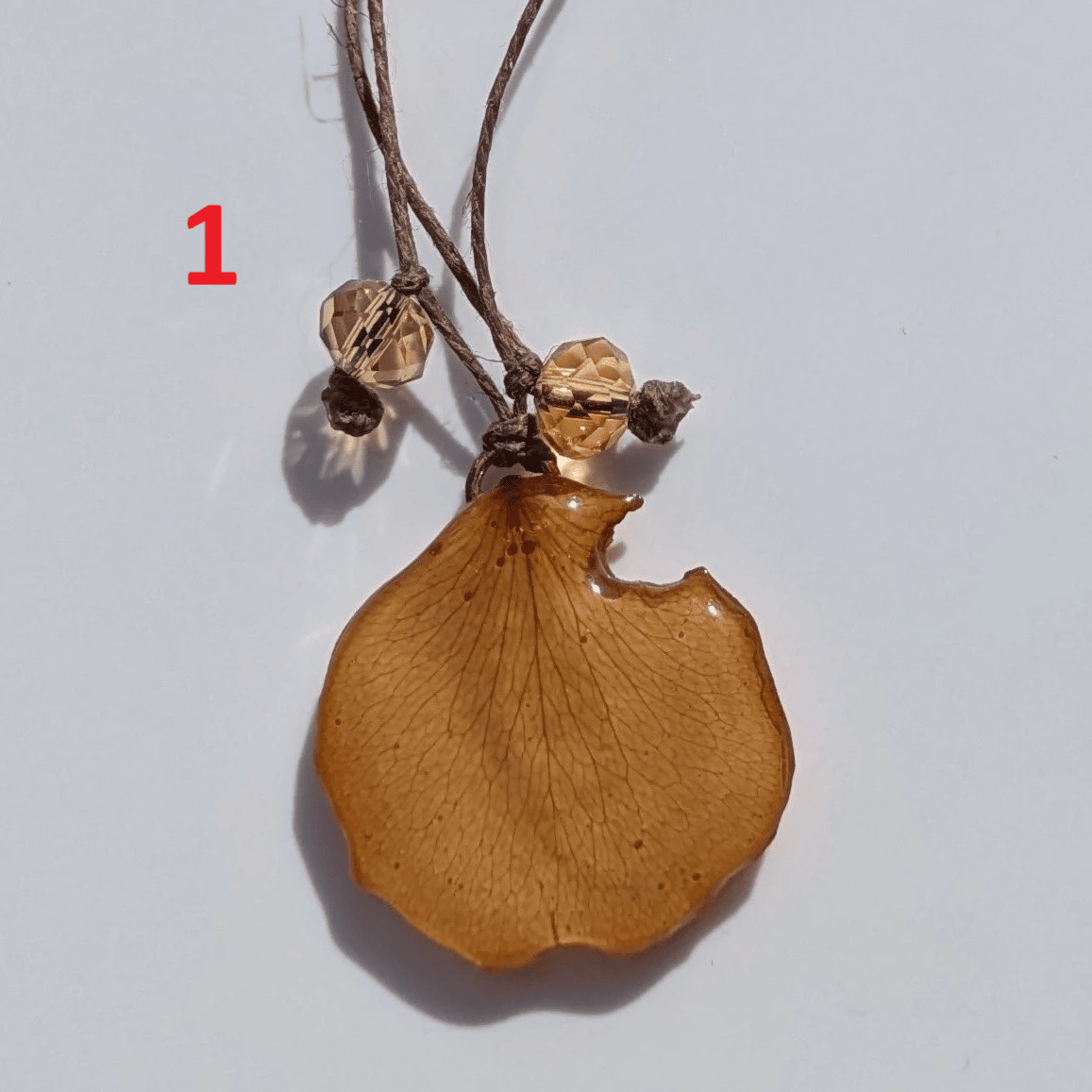 Collier bohème pétale de rose