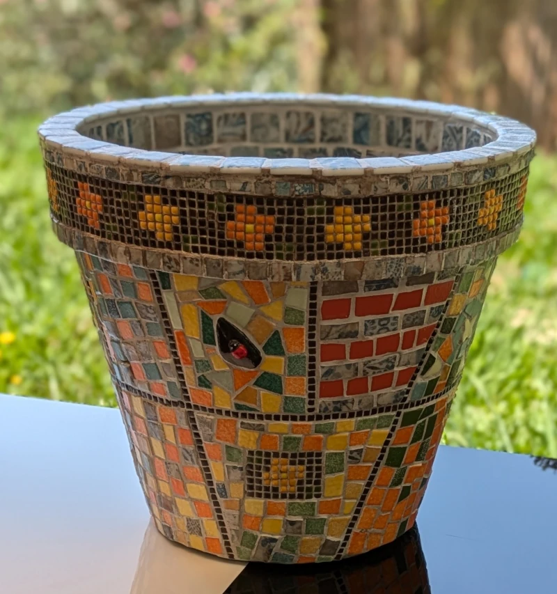 Pot de fleurs en mosaïque “Savane”