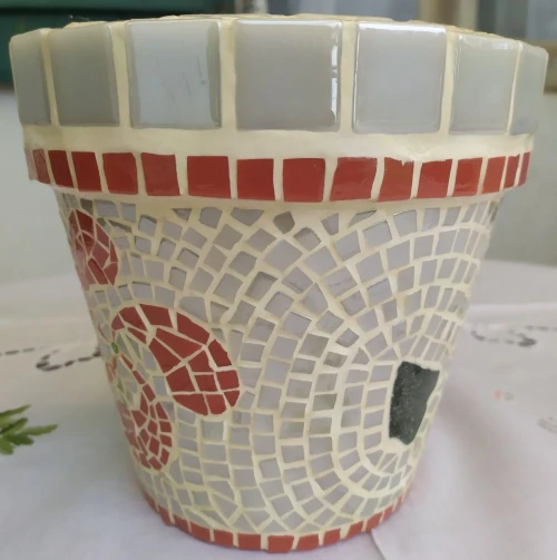 Pot de fleurs en mosaïque "Croix Basque - Lauburu"