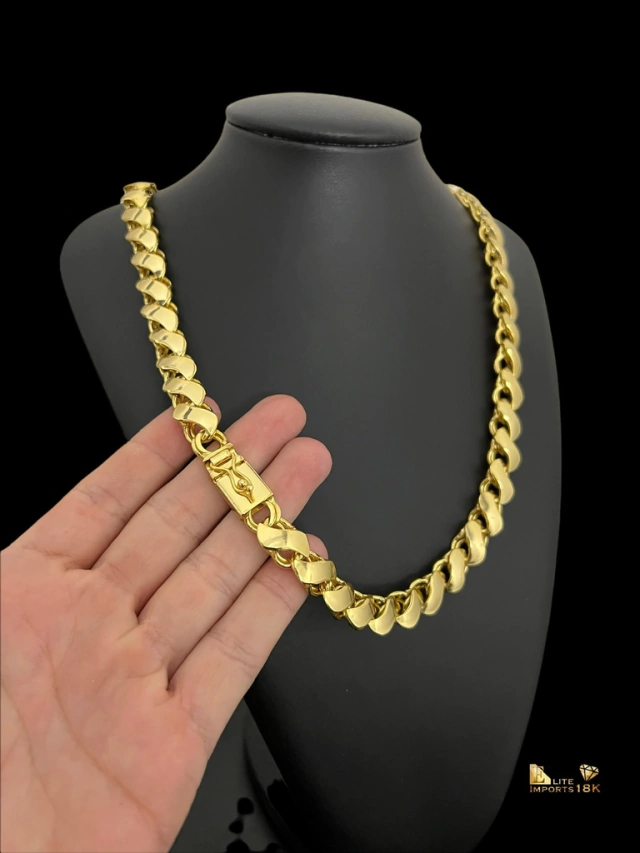 Cordão friso S 16mm C fecho Especial jacare Banhado Ouro