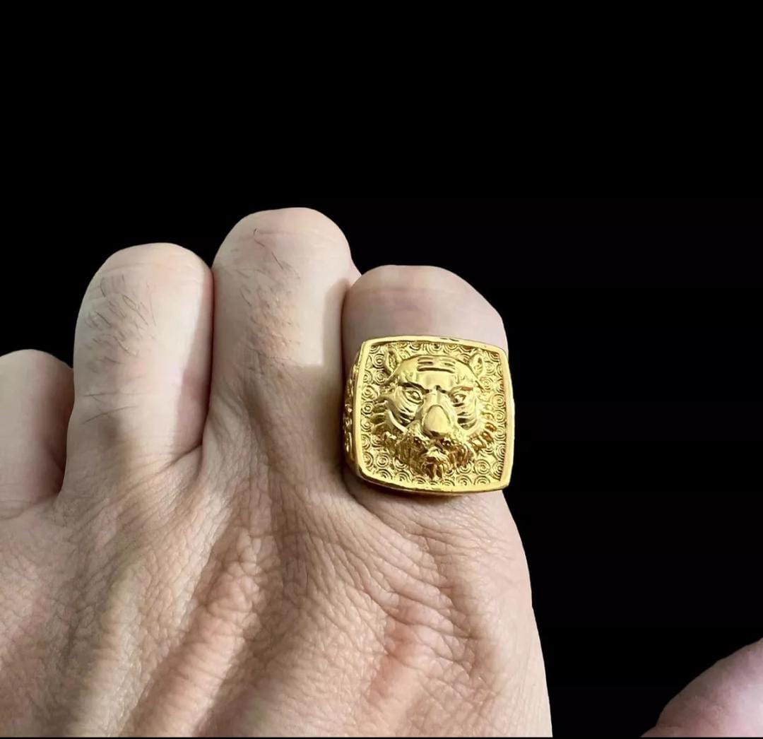 Anel Tigre Banhado A Ouro 18K Ajustavel