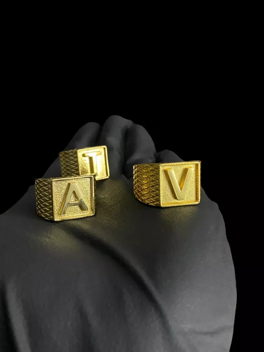 Anel Letra Lisa Banhado A Ouro 18K Moderno Masculino