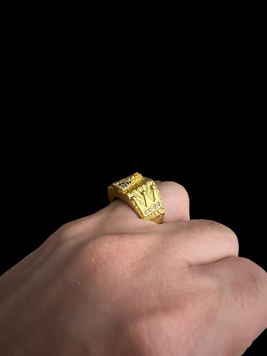 Anel Nossa Senhora Com Pedras Cravejadas Banhado A Ouro 18K