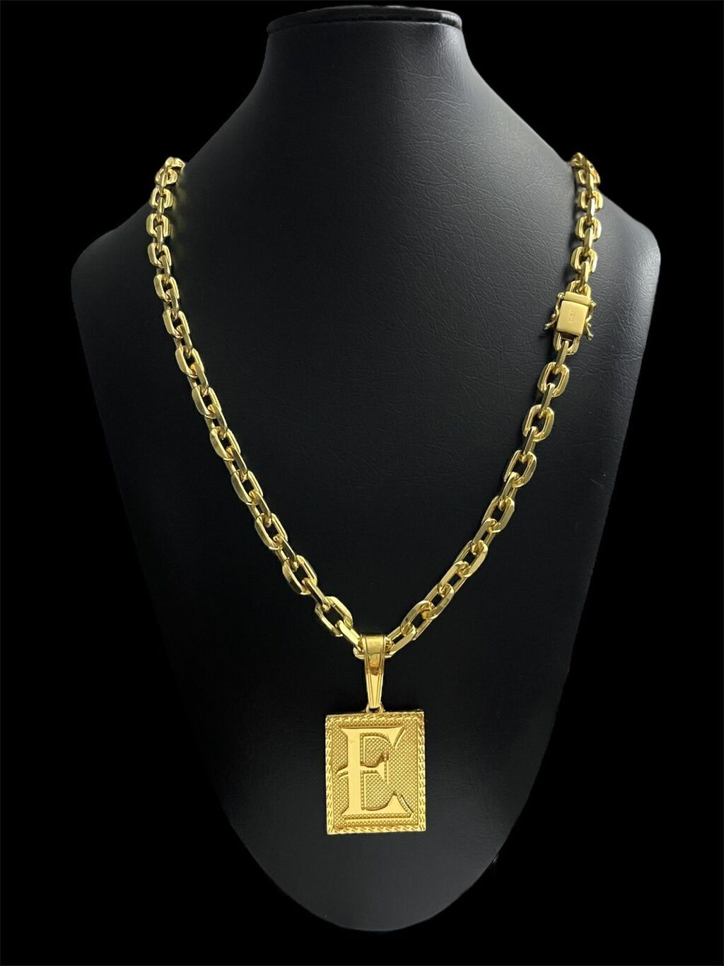 Cordão Maciço Cadeado 10mm + Pingente Letra Banhado Ouro 18k