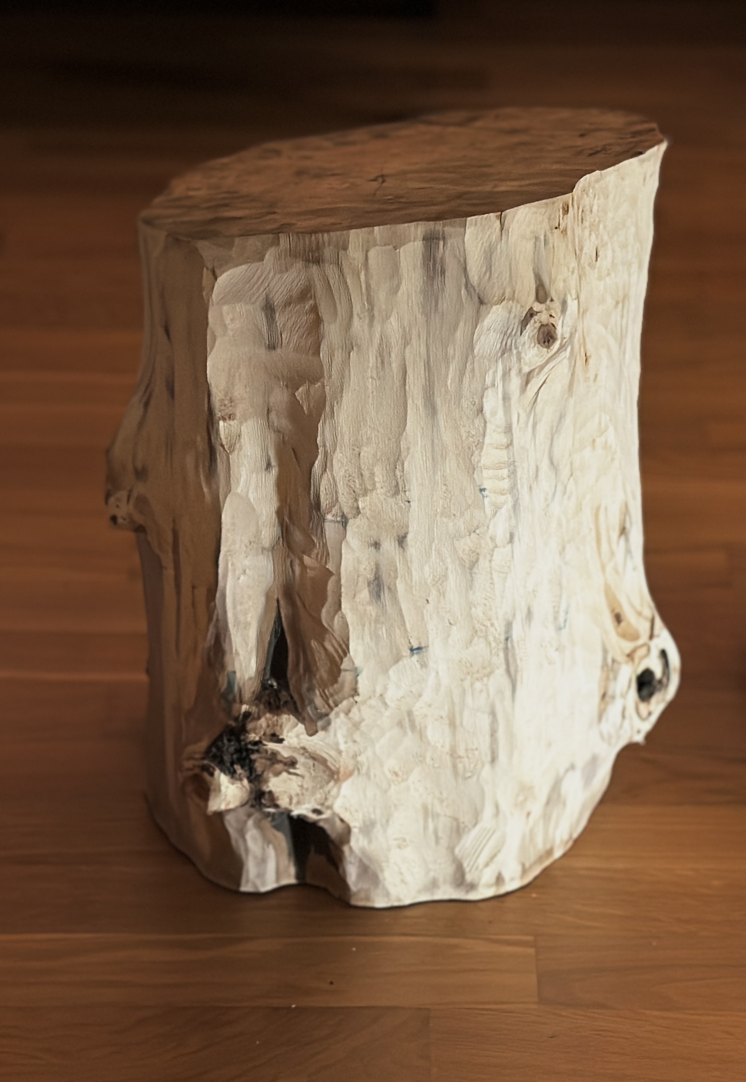 Sitzhocker aus Buchenholz