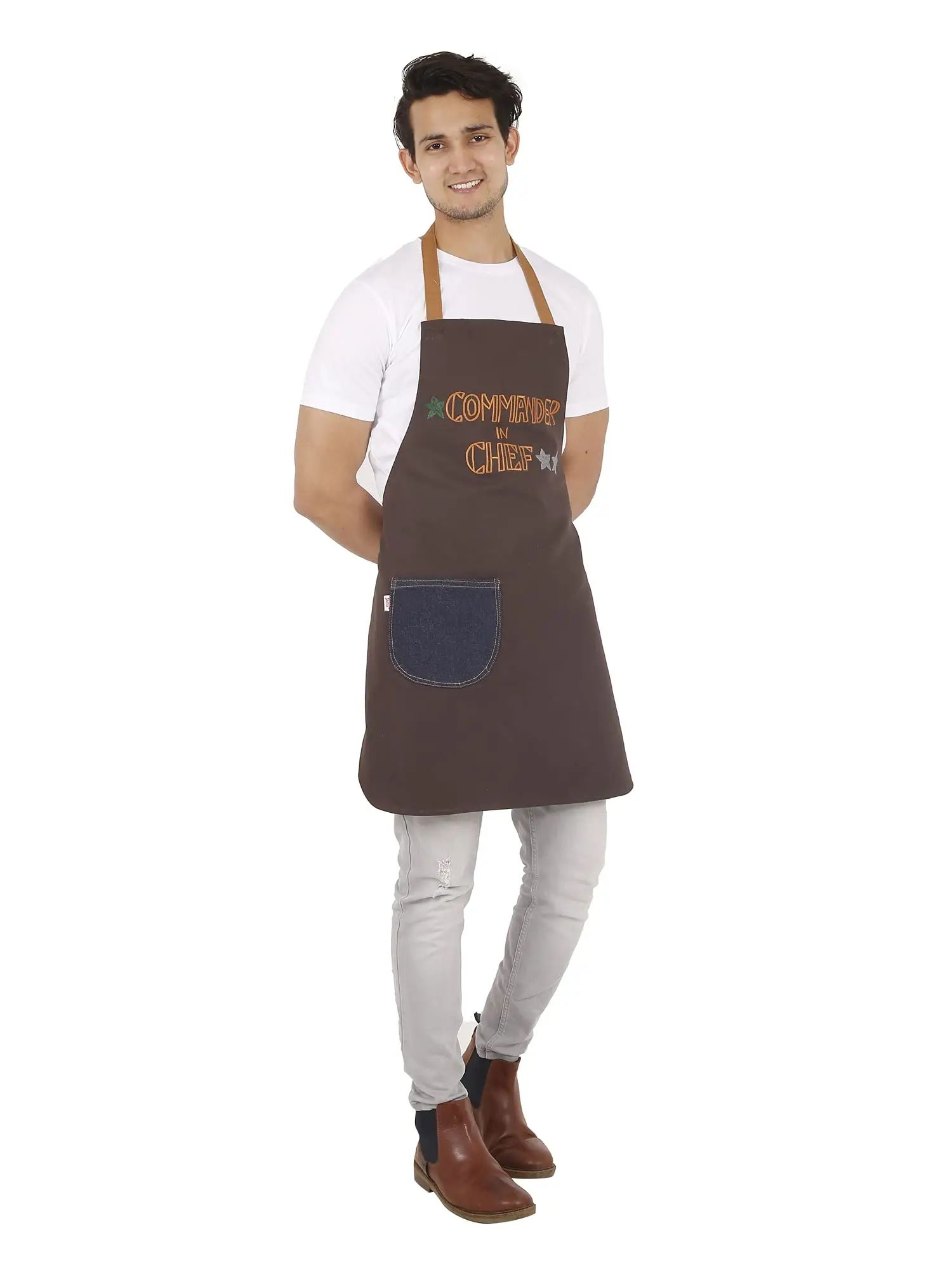 PERSONALIZED COMMANDER IN CHIEF EMBROIDERED APRON WITH DENIM POCKET