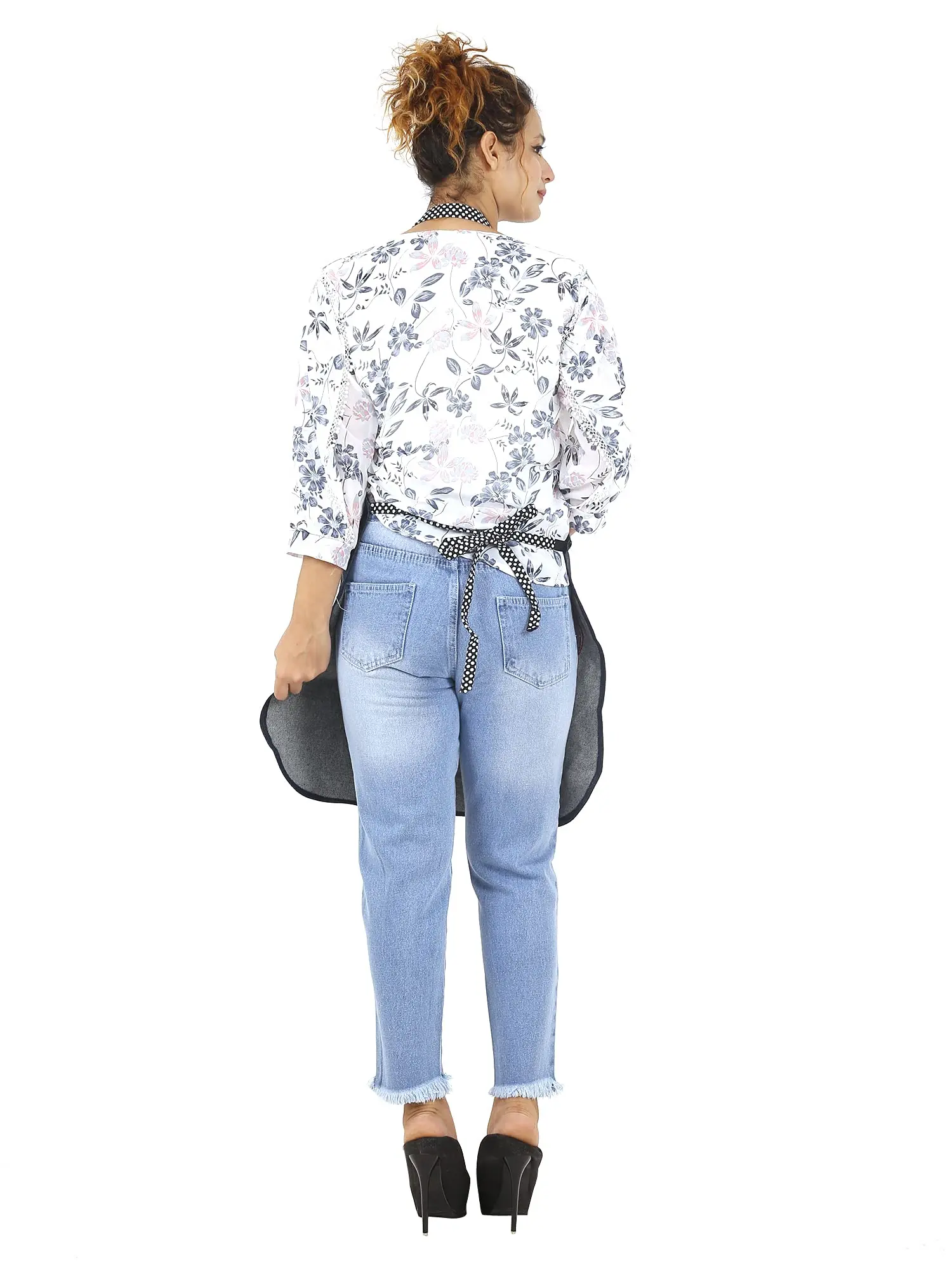 PERSONALIZED DENIM APRON WITH SHETTY'S KITCHEN EMBROIDERY & CHICKEN POCKET