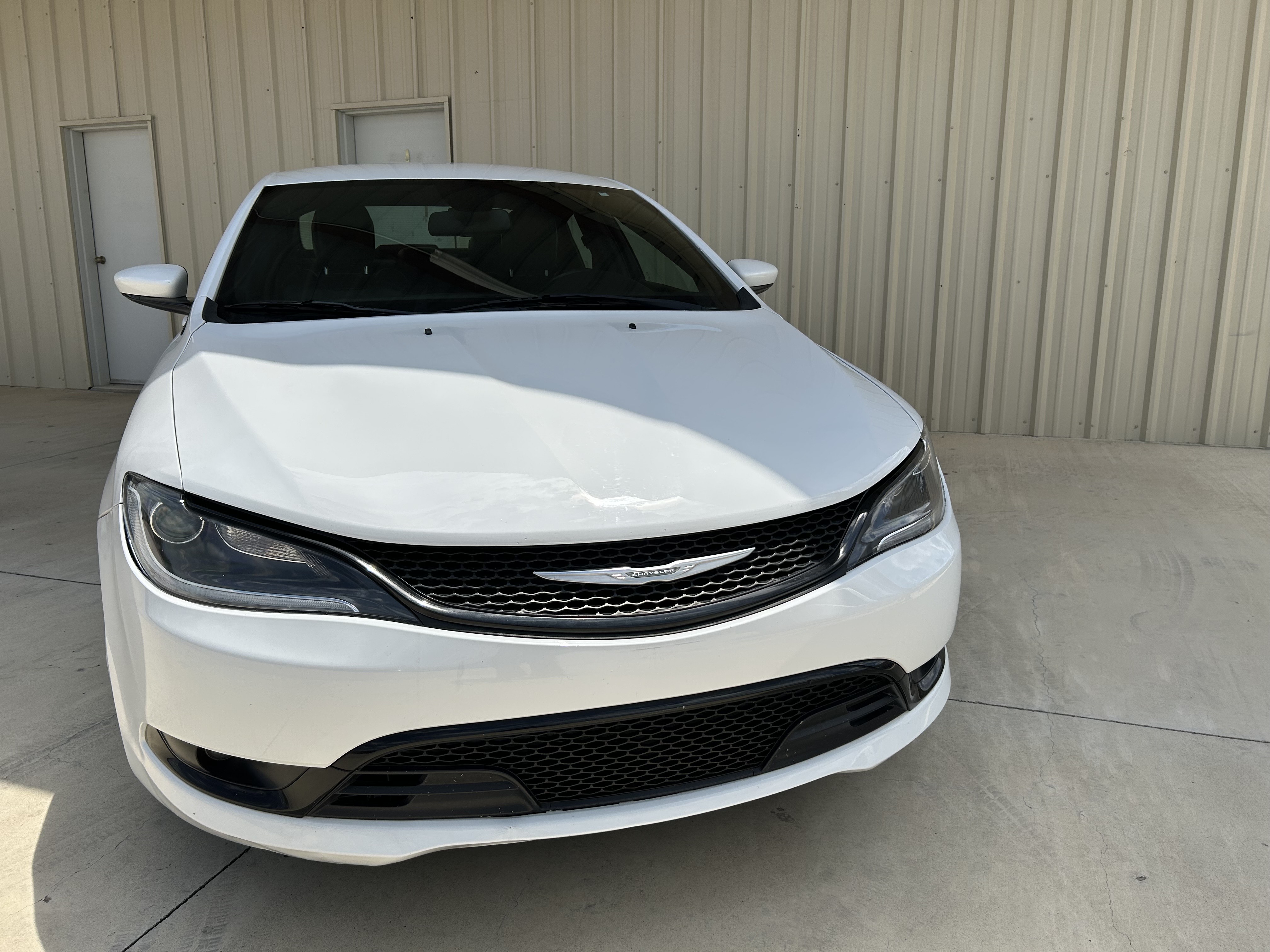 2015 Chrysler 200 S 4D Sedan