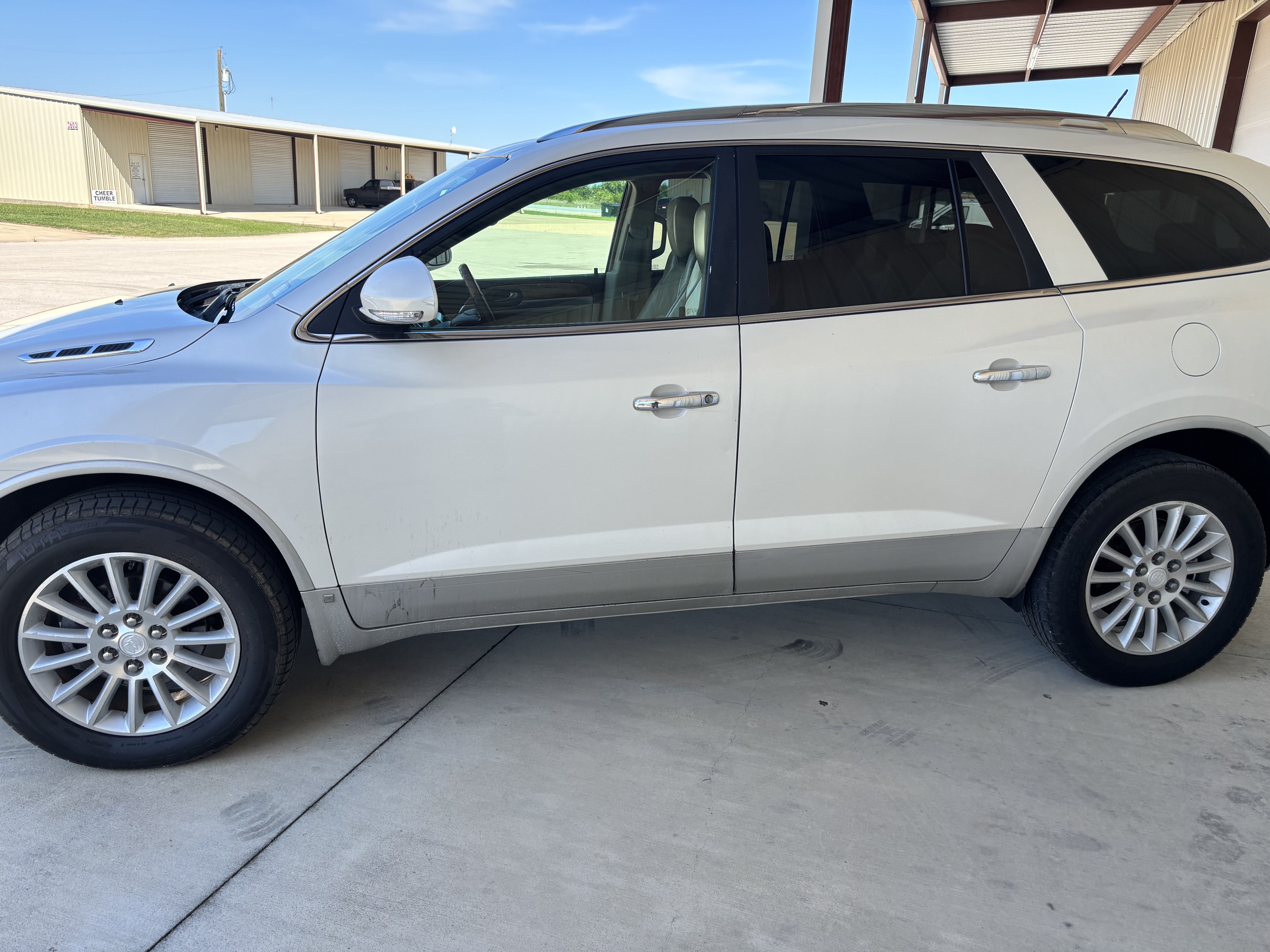 2009 Buick Enclave CXL 4D SUV FWD