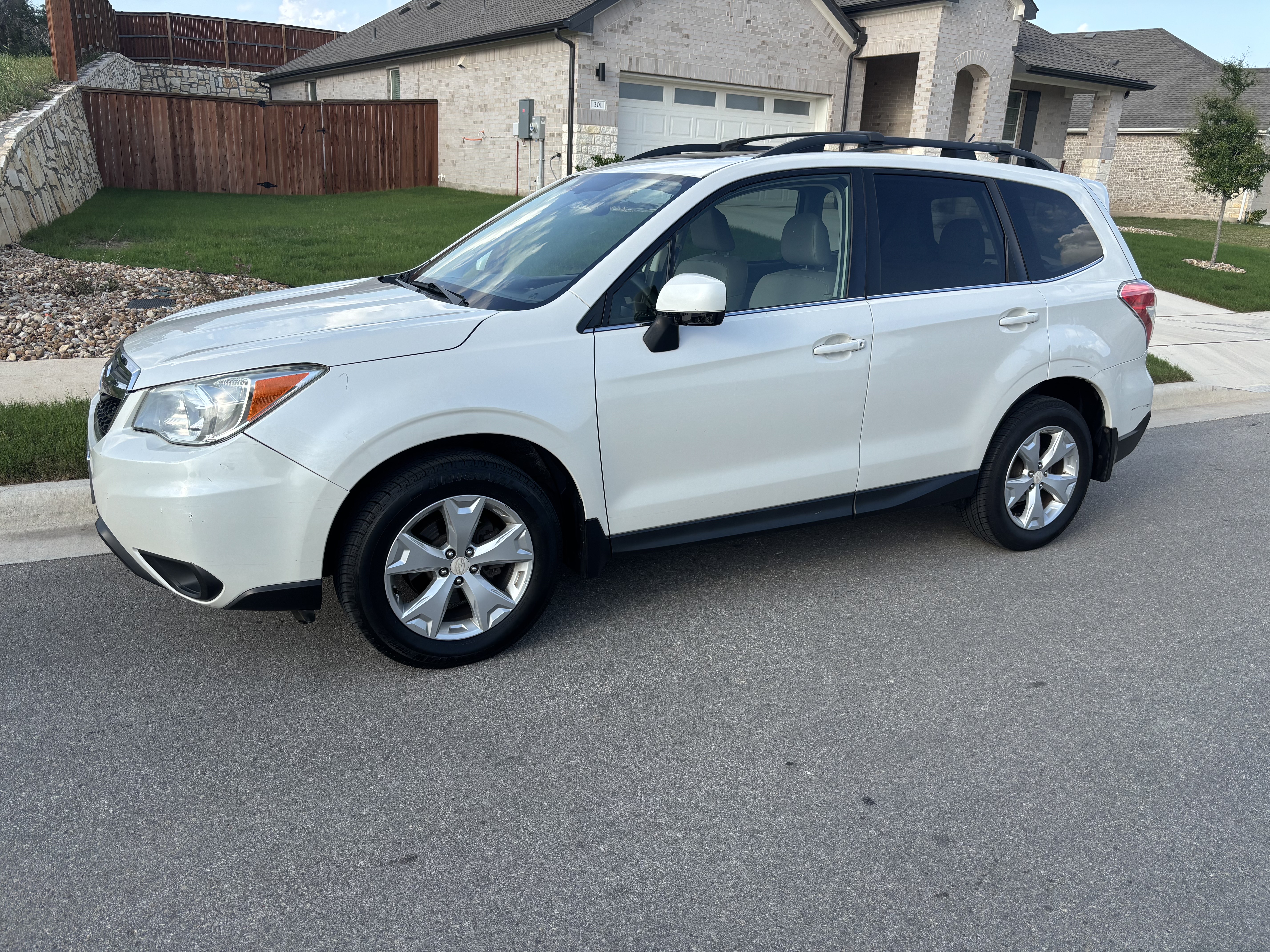 2015 Subaru Forester 2.5i Limited AWD SUV