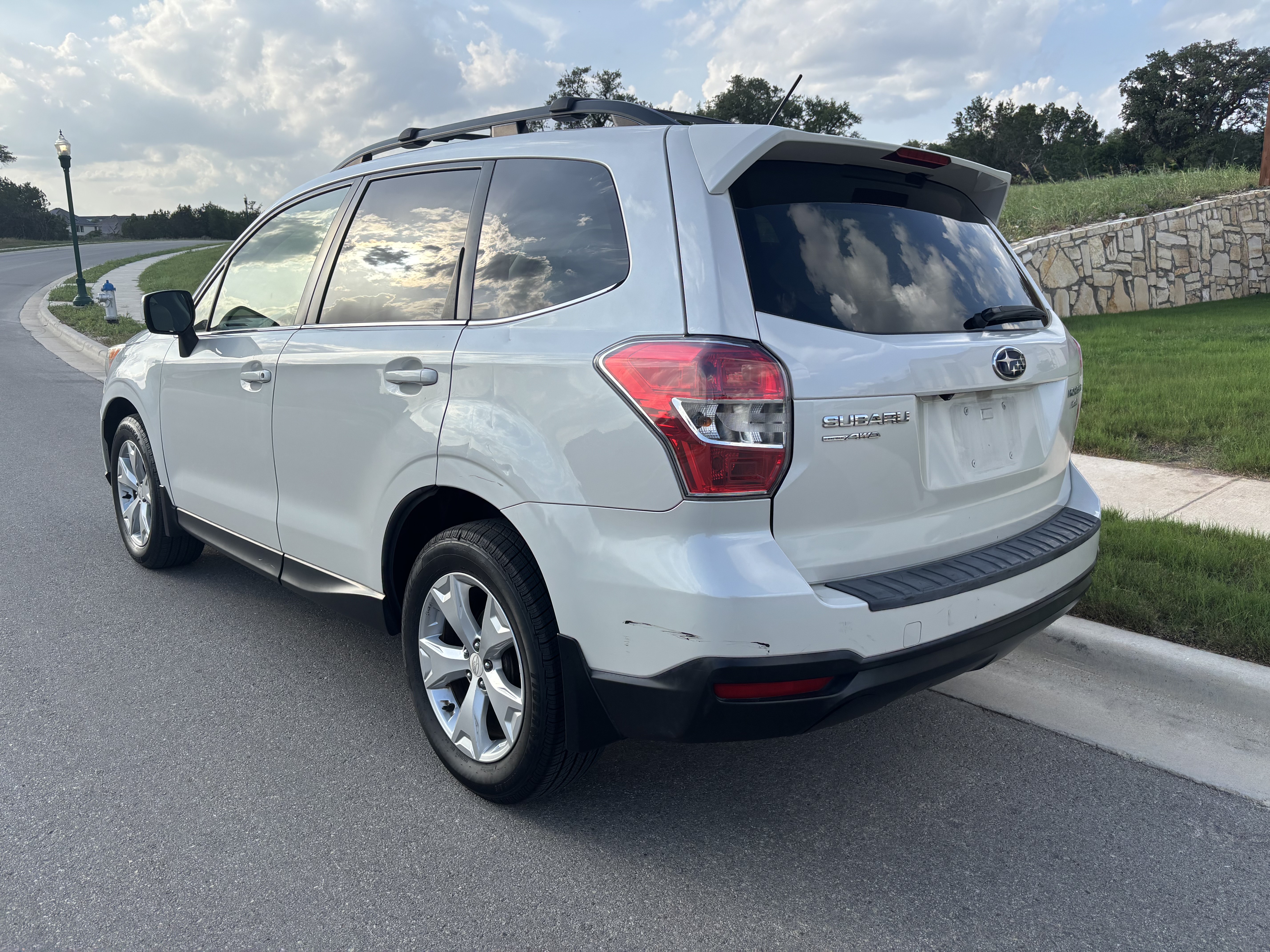 2015 Subaru Forester 2.5i Limited AWD SUV