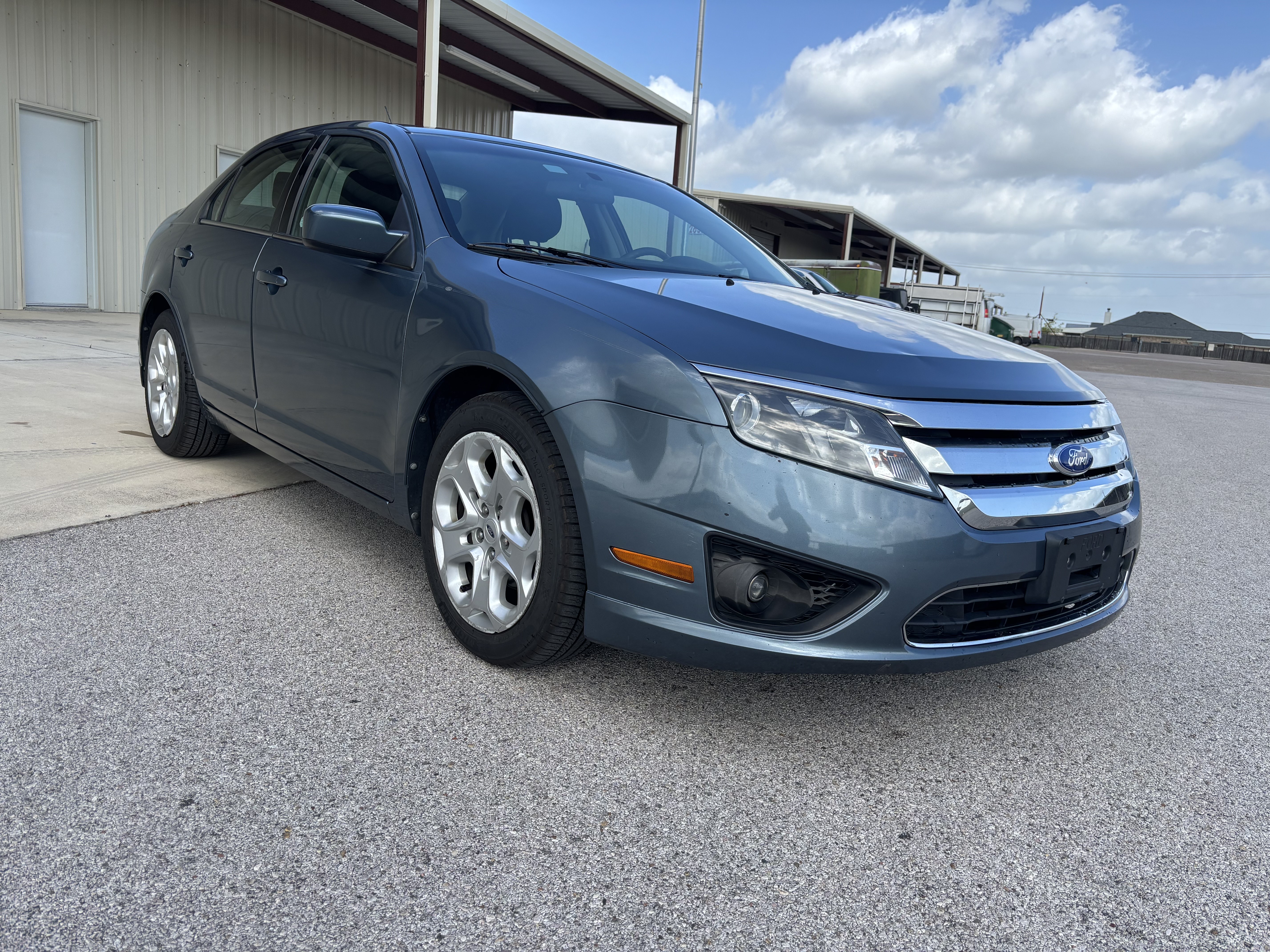 2011 Ford Fusion SE 4D Sedan