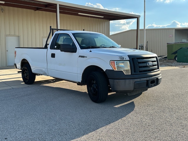 2010 Ford F150 XL Reg Cab 4.6L V8