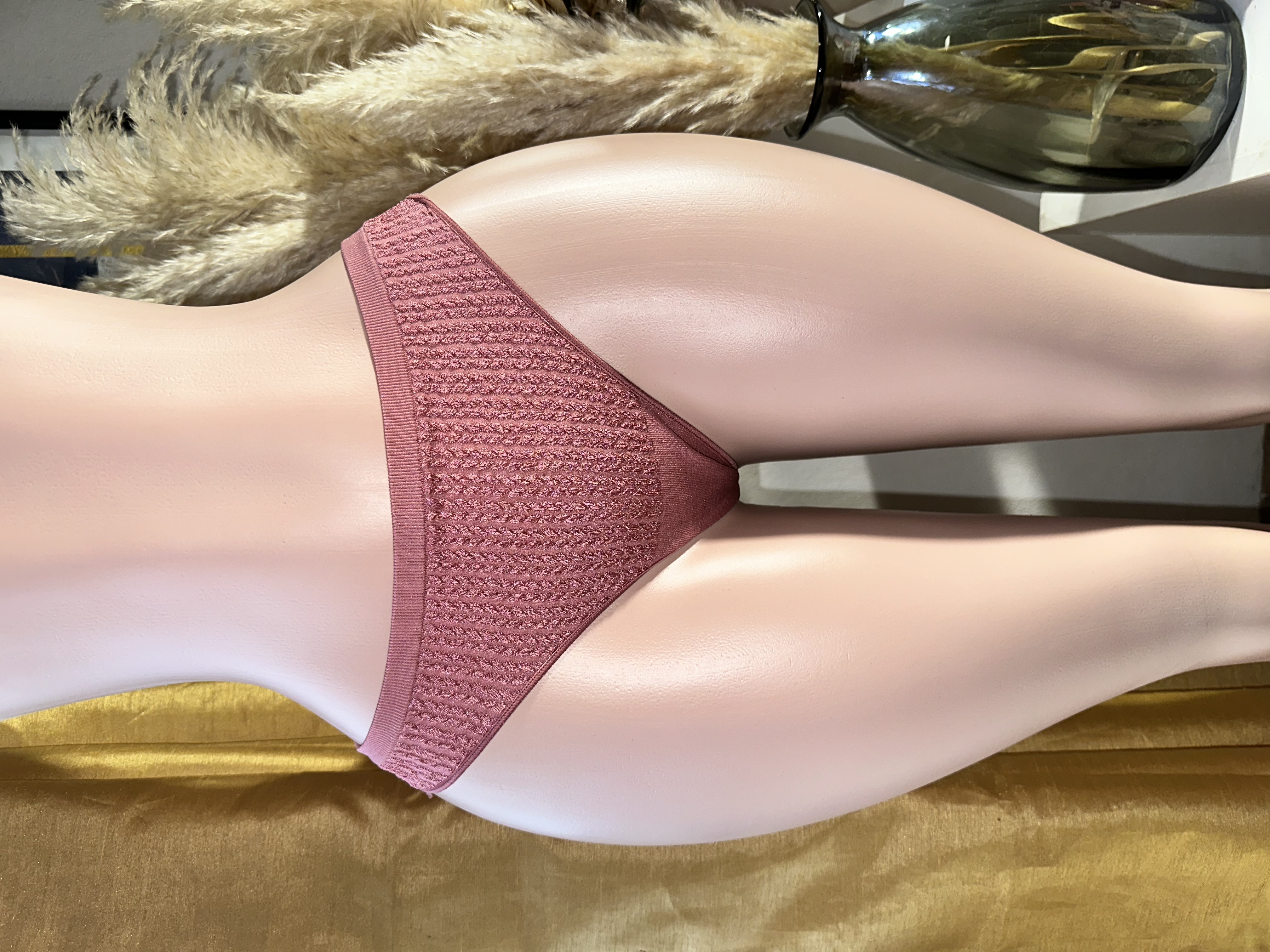 Seamless Pink Lace Underwear