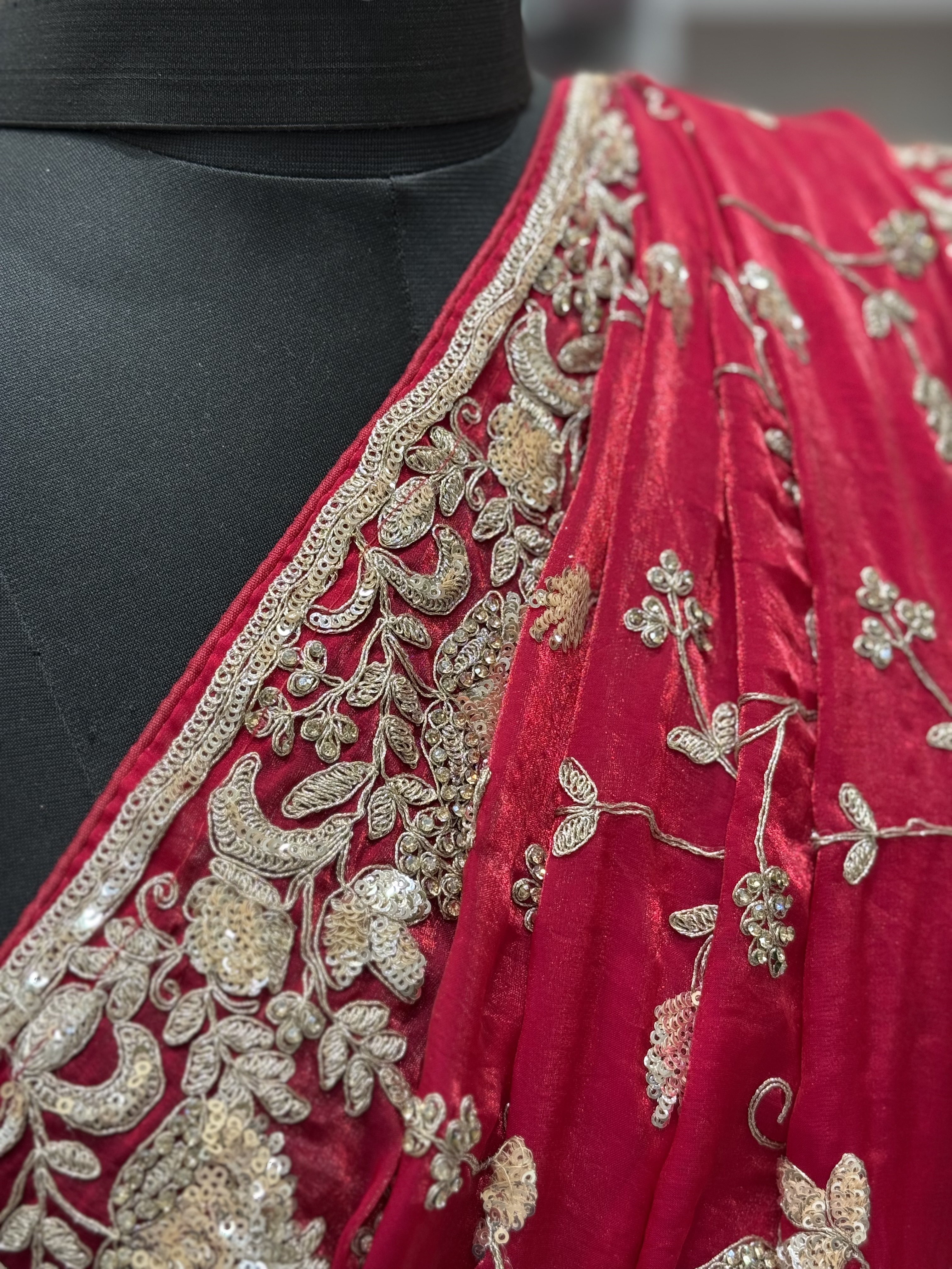 New Heavy Bridal Saree With A Rich Jal Work