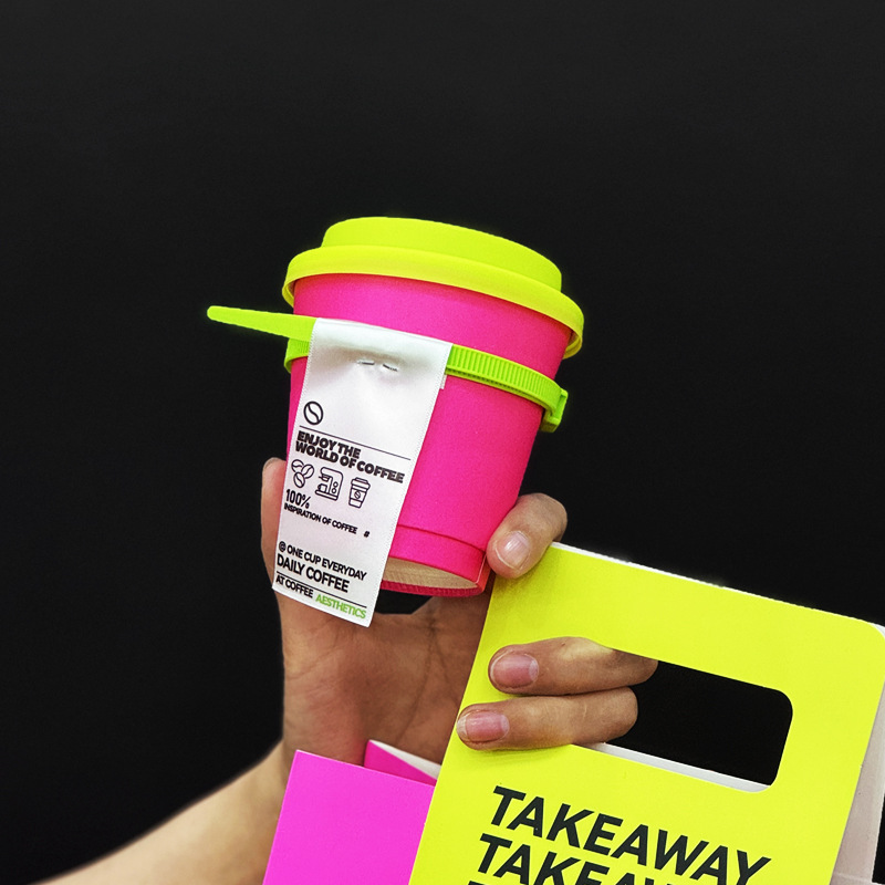 ☕ Cốc Giấy Cà Phê Dùng Một Lần Kèm Dây Cố Định – Tiện Lợi & Chuyên Nghiệp 🥤