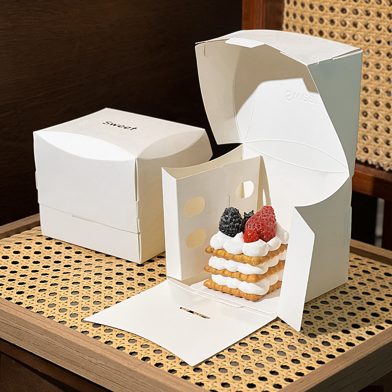 Combo 10 Hộp Đựng Đồ Ngọt Pháp Cao Cấp – Đóng Dấu Vàng Sang Trọng, Phong Cách Âu Châu, Dành Cho Bánh Mousse & Tráng Miệng Mang Đi