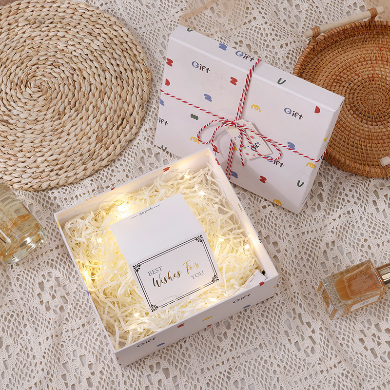 Combo 10Hộp quà sinh nhật phong cách đơn giản Hộp quà tặng ngày lễ tình nhân hộp bao bì nắp trên và dưới màu trắng hộp son môi nước hoa