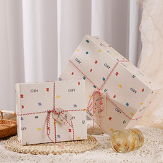 Combo 10Hộp quà sinh nhật phong cách đơn giản Hộp quà tặng ngày lễ tình nhân hộp bao bì nắp trên và dưới màu trắng hộp son môi nước hoa