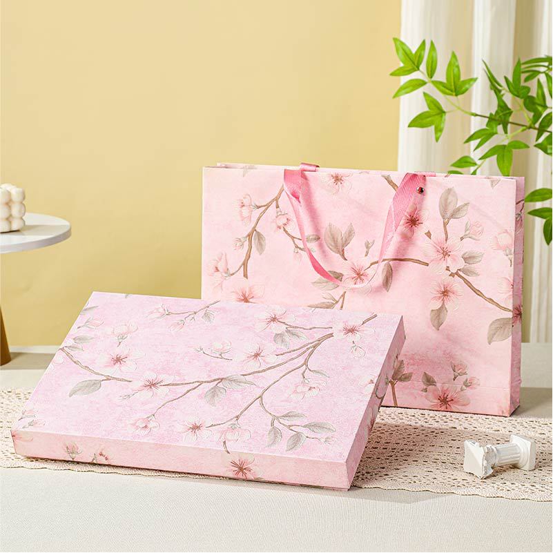 Combo 10 Hộp Quà Khăn Choàng Thêu – Sáng Tạo & Ấn Tượng