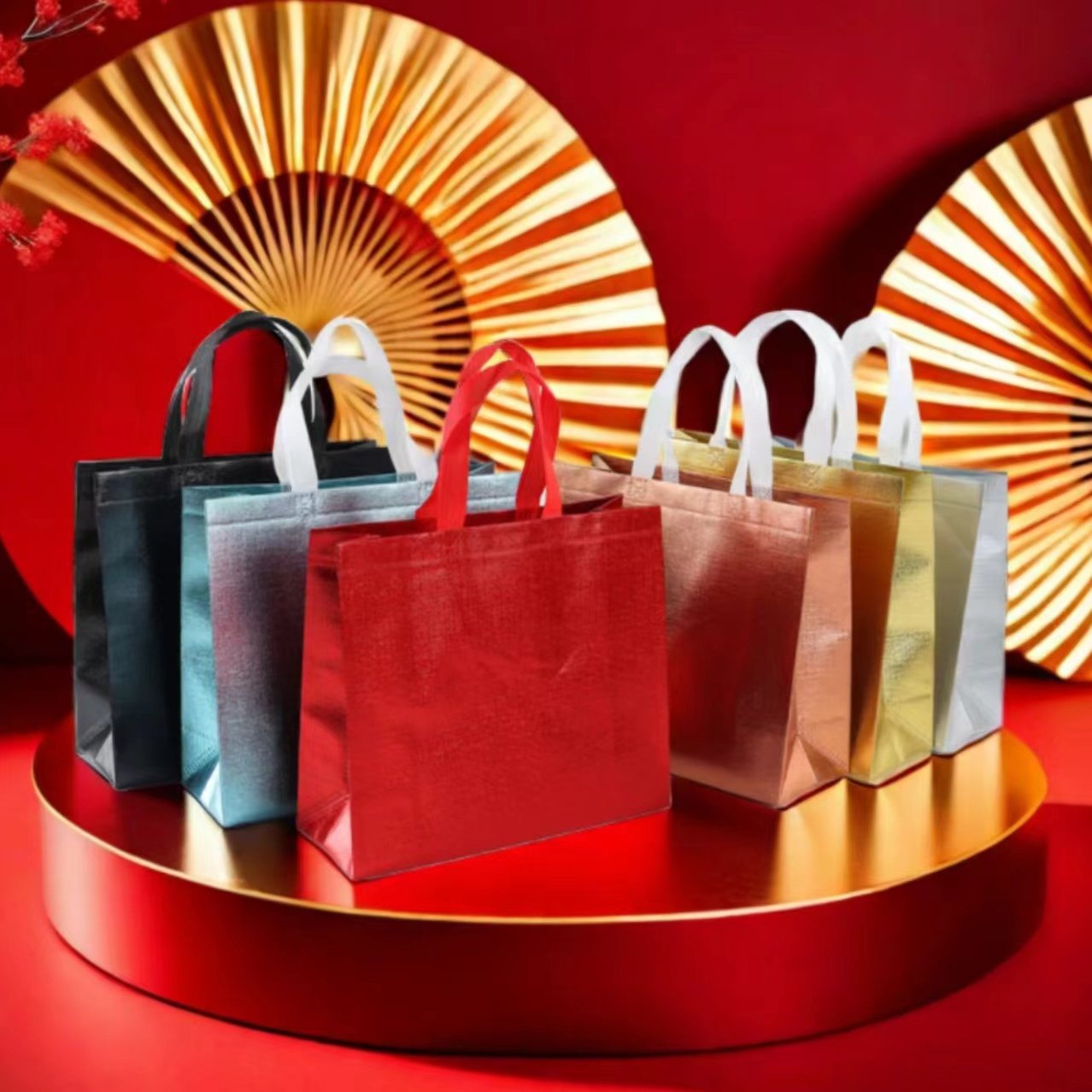 Combo 50 Túi Tote Không Dệt In Nổi Tùy Chỉnh – Giải Pháp Bao Bì Cao Cấp Cho Cửa Hàng Quần Áo & Quà Tặng Lưu Niệm
