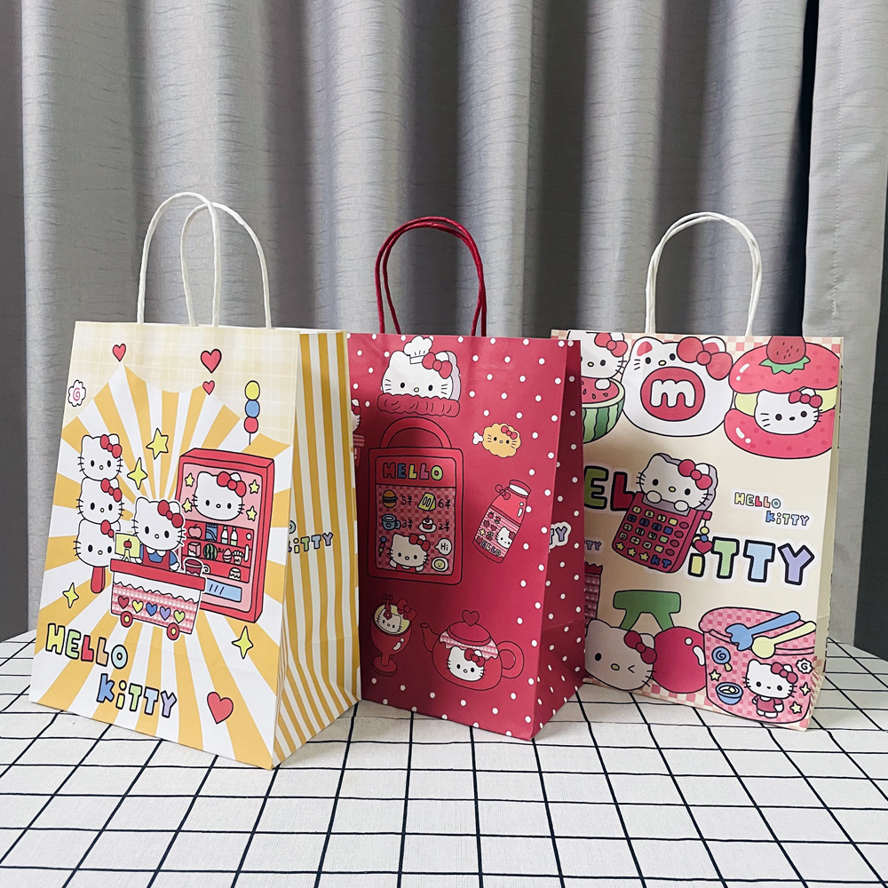 Combo 50 Túi giấy Hello Kitty, Cún hoạt hình
