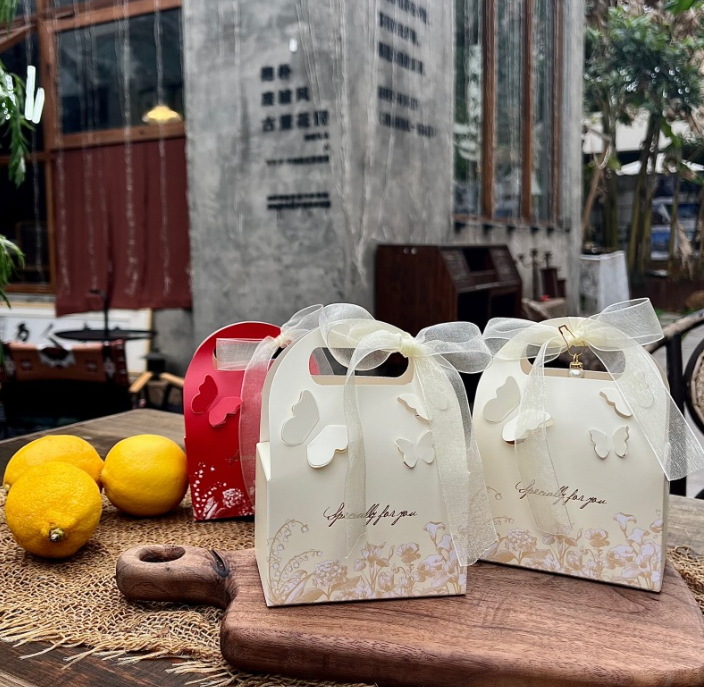 Hộp đựng kẹo cưới kiểu mới kết cấu hốc đựng đơn giản hộp quà lưu niệm tặng ngày lễ
