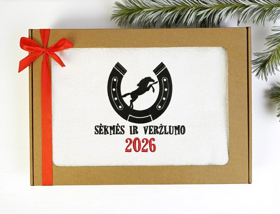 Siuvinėtas rankšluostis su arkliu „Sėkmės ir veržlumo 2026“