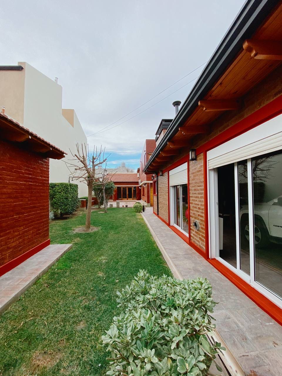 Casa Cerrito 2331 Barrio Villa Del Parque