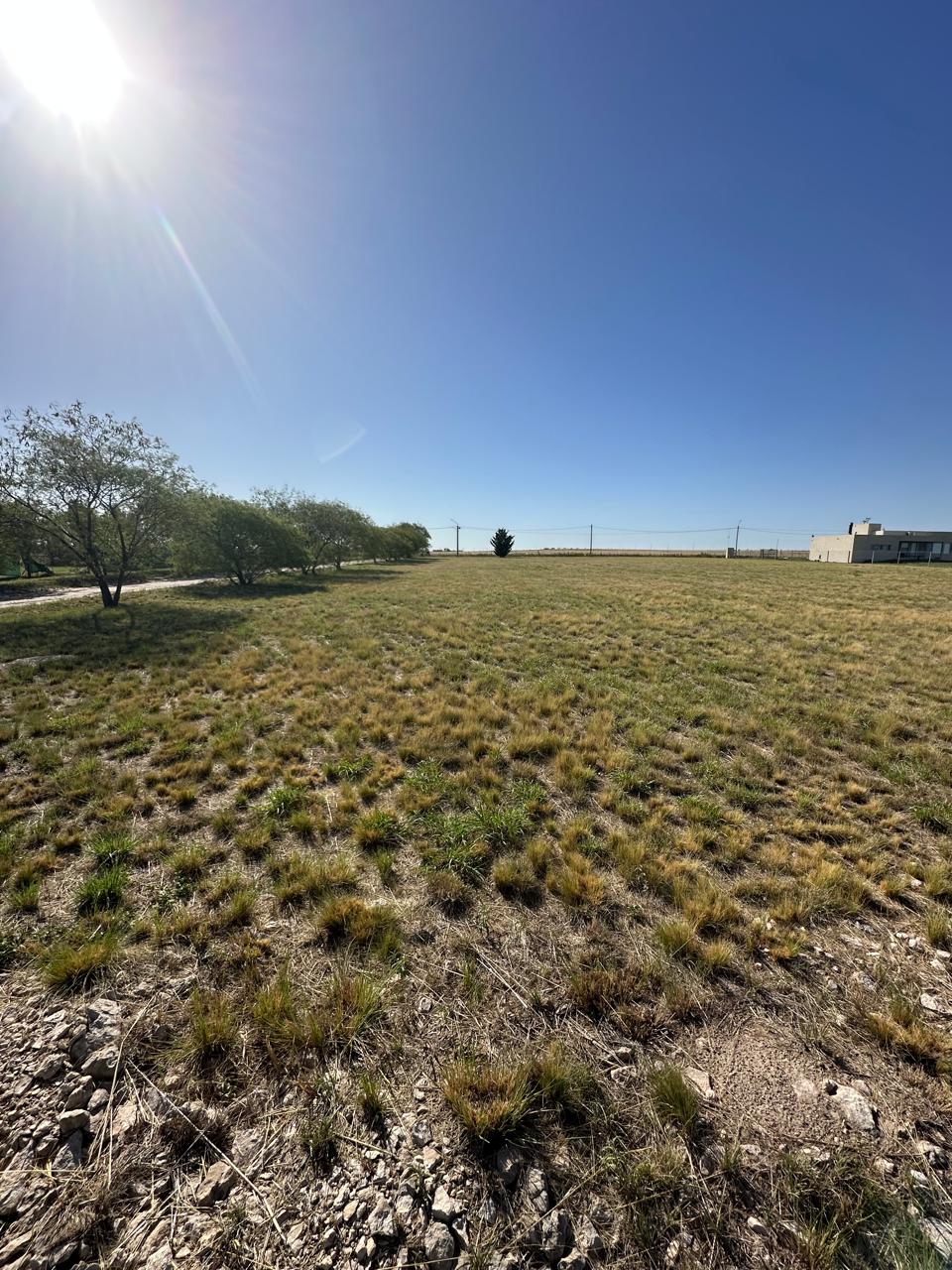 Lote 2850m² Alberti y Satti