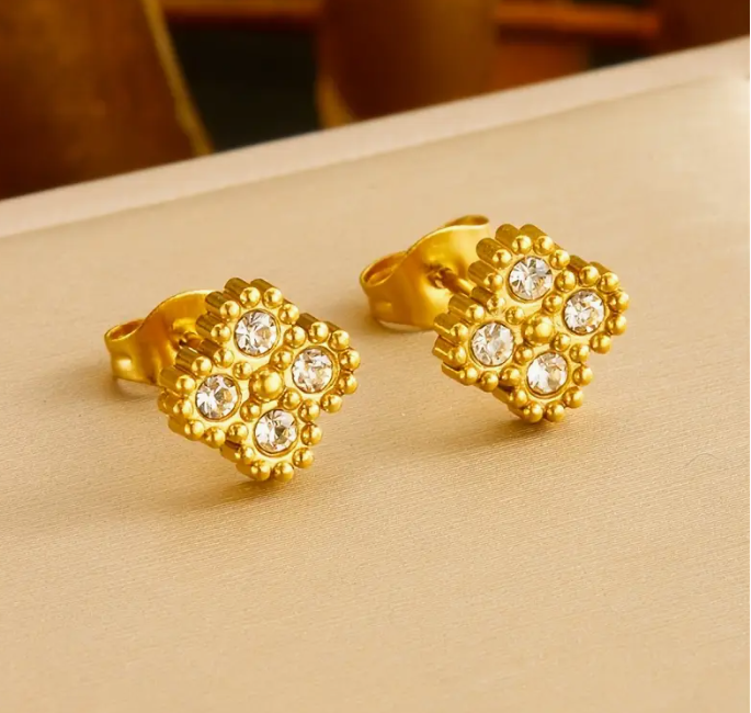Conjunto Colar e Brincos flores Laque