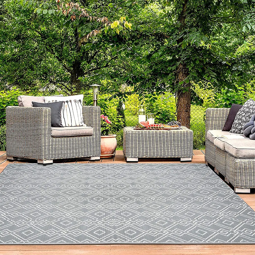 Wendeteppich aus Polypropylen für den Außenbereich || Reversible Polypropylene Outdoor Carpet