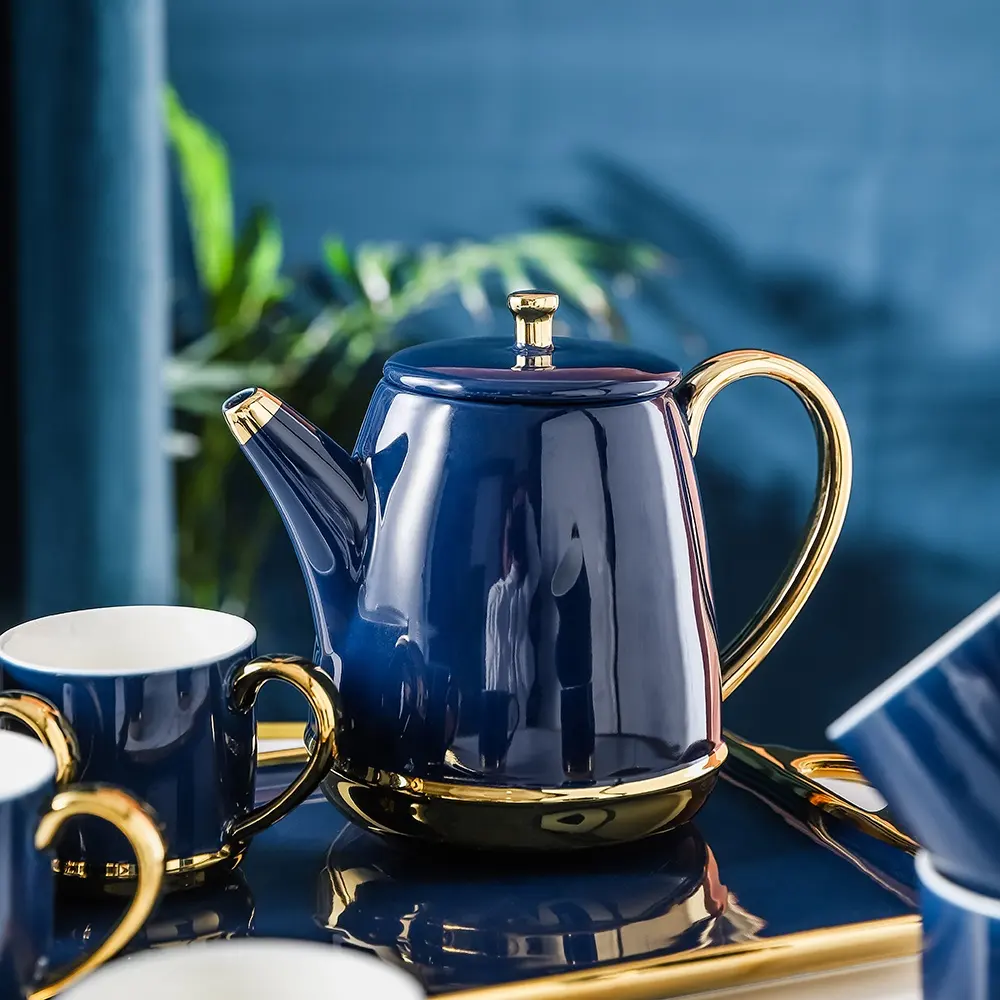 Blaues Keramik Teekannen- und Tassen-Geschenkset mit Goldrahmen || Blue Ceramic Teapot and Cup Gift Set with Gold Trim