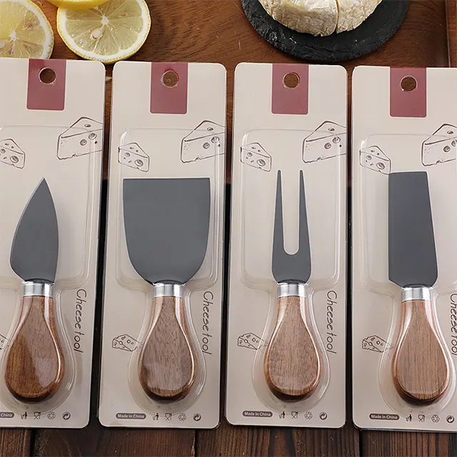 Schwarze Edelstahl Käsemesser und Buttermesser mit Antihaftbeschichtung, ausgestattet mit Akazienholzgriff || Black Stainless Steel Cheese and Butter Knife Set with Non-Stick Coating, Equipped with Acacia Wood Handles