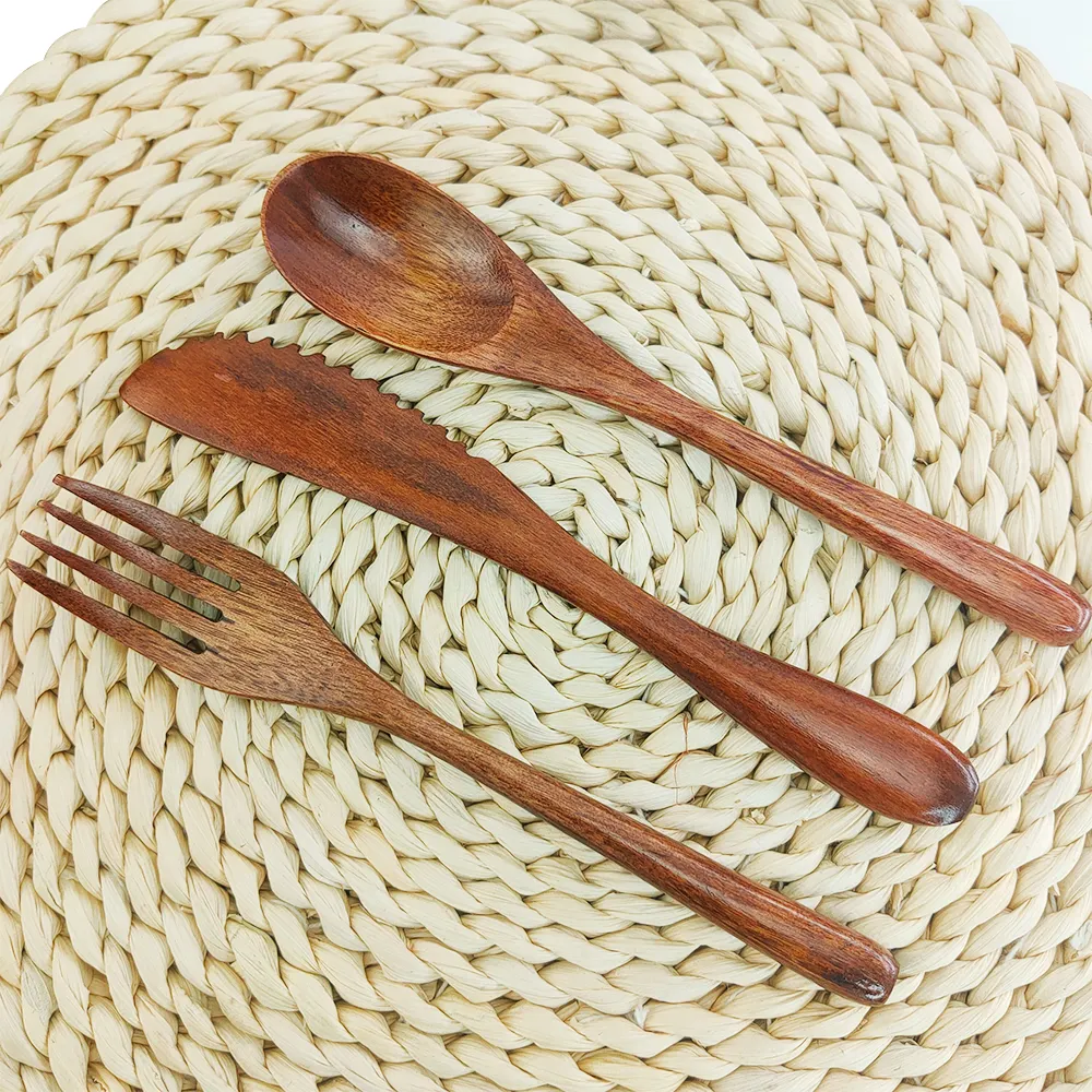 Holz Besteck Set, Messer, Gabel und Löffel aus Nussbaum, Minimalistisches Design || Wooden Cutlery Set, Knife, Fork, and Spoon Made of Walnut Wood, Minimalist Design